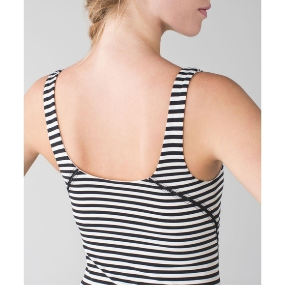 Lululemon Amala Tank Narrow Bold Striped Black Angel Wing Tank Top Size 4 - Picture 6 of 7